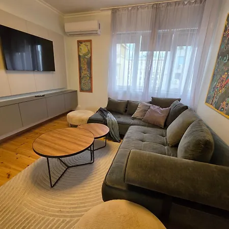 Apartamento S írma - In The Heart Of *