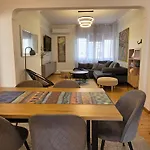 Apartamento S írma - In The Heart Of Sofía