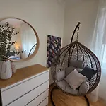 Apartamento S írma - In The Heart Of Sofía