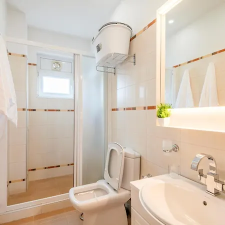Appartamento A Luxurious 2 Bedroom In Center Sofia