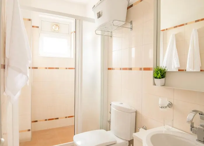 アパート A Luxurious 2 Bedroom In Center