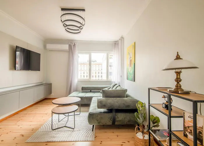 アパート A Luxurious 2 Bedroom In Center ソフィア