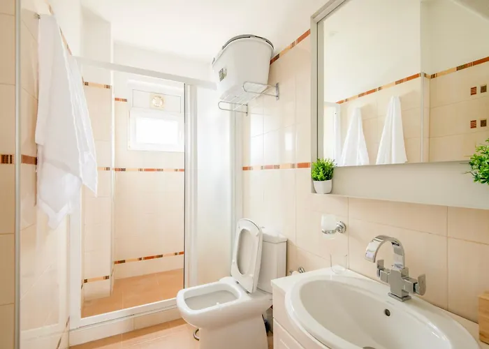 Appartement A Luxurious 2 Bedroom In Center *