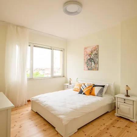 A Luxurious 2 Bedroom In Center София