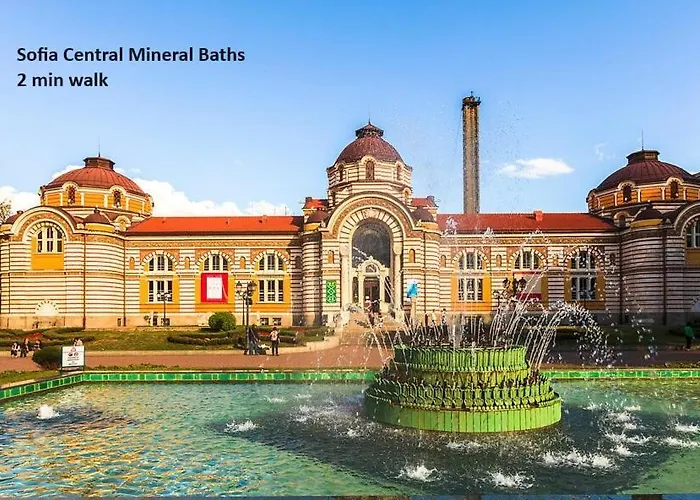 A Luxurious 2 Bedroom In Center Lejlighed *